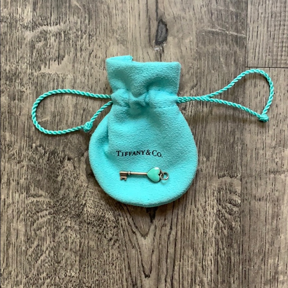 💍 Tiffany Pendant!